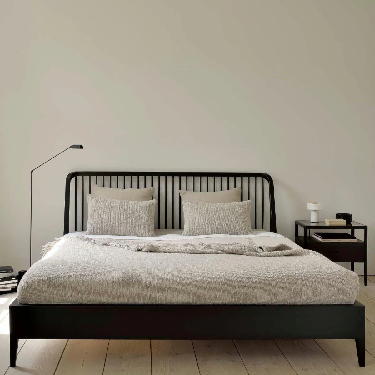 Bett SPINDLE